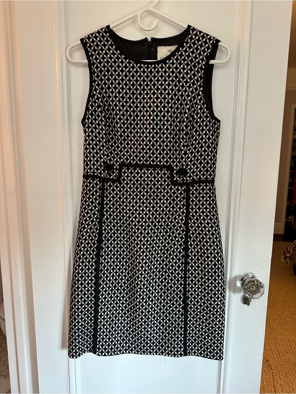Tabitha Black and White Sleeveless Patterned Mini Dress